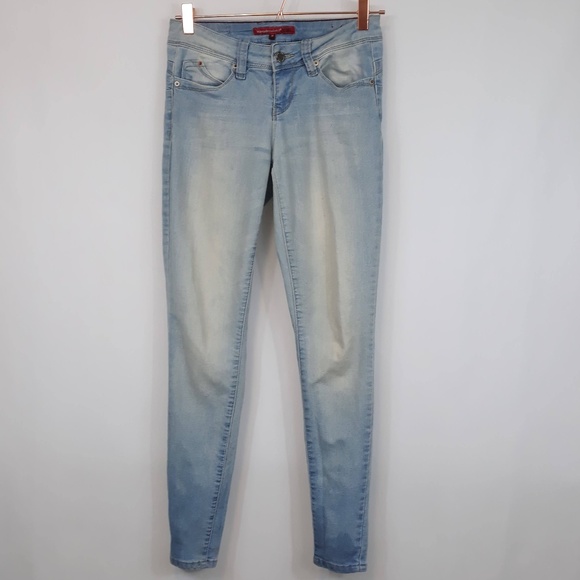 YMI Denim - YMI Wanna Betta Butt? Light Wash Skinny Jeans